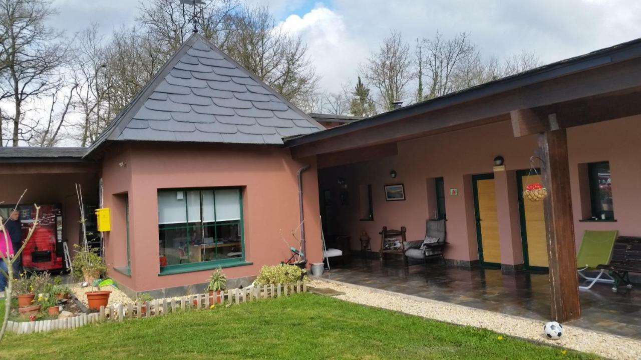 Albergue Paloma Y Lena Sarria Dış mekan fotoğraf