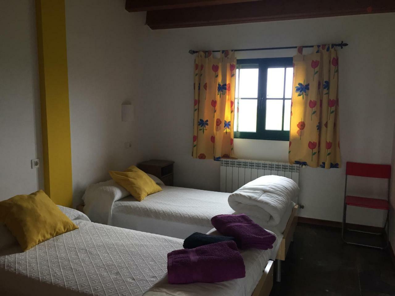 Albergue Paloma Y Lena Sarria Dış mekan fotoğraf